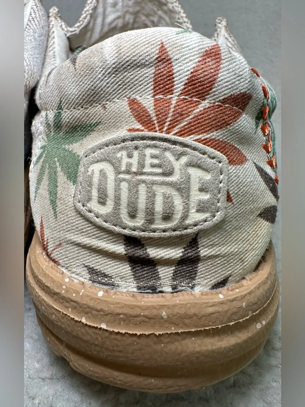 Hey Dude Wally Hemp Daze Tan Floral Casual Slip-On Loafers Palm Leaves Summer 13